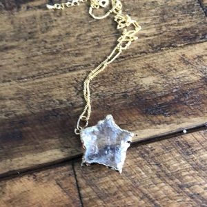 Natural stone star necklace with 14 kg trim